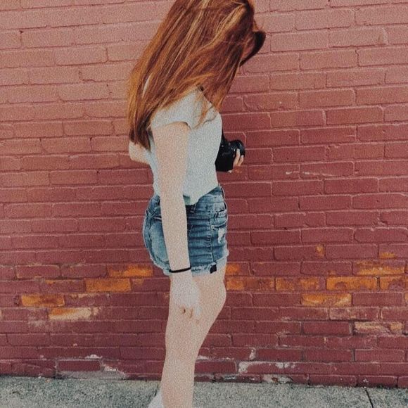 Meet your Posher, Lydia - Picture 1 of 1